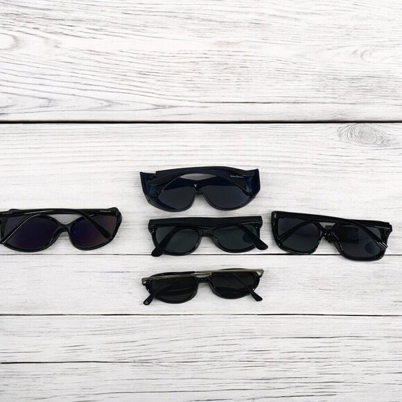 Sunglasses Lot of Five Assorted Pairs Wearable Glasses Black Oversize Wayfarer - Picture 5 of 8